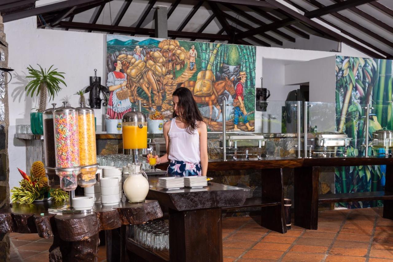 Hotel Campestre Cafe Cafe Montenegro Exterior photo